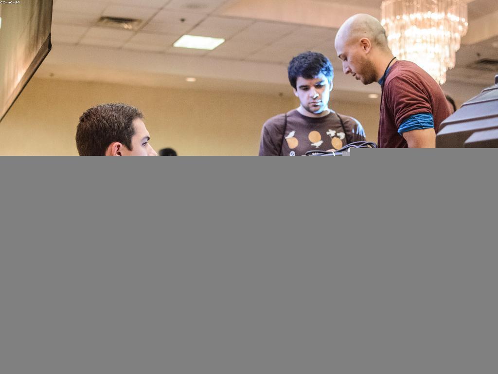 យុទ្ធសាស្ត្រសម្រាប់ការប្រកួតក្នុងអន្តរកម្ម